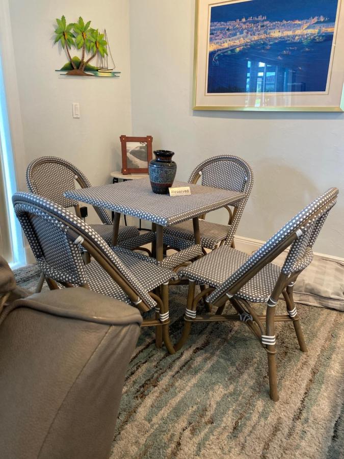 This Homestay Oasis Is The Cape'S Best Place To Stay Cape Coral Exterior photo